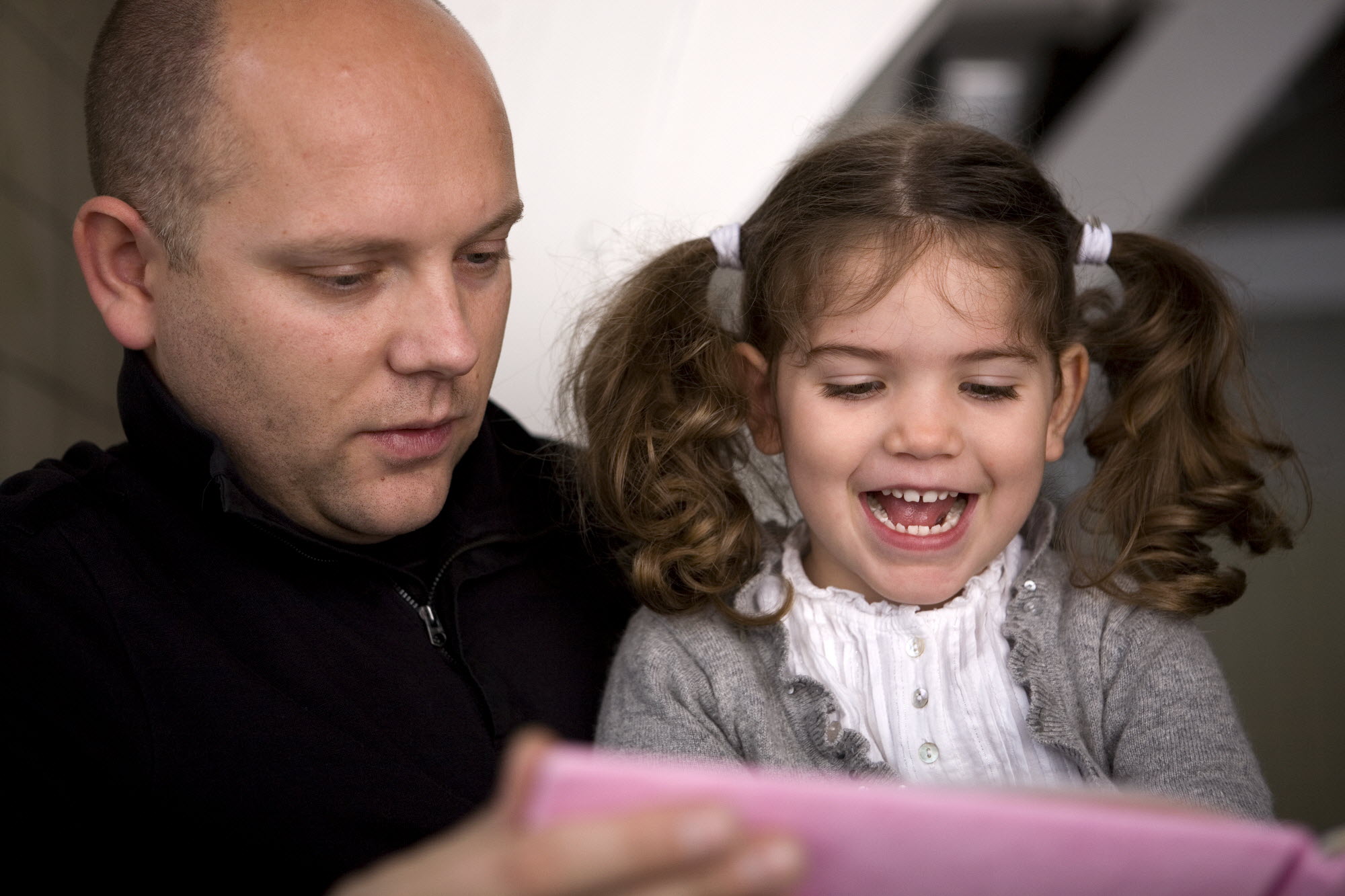 Foto van een vader met dochter Foto van een vader met dochter