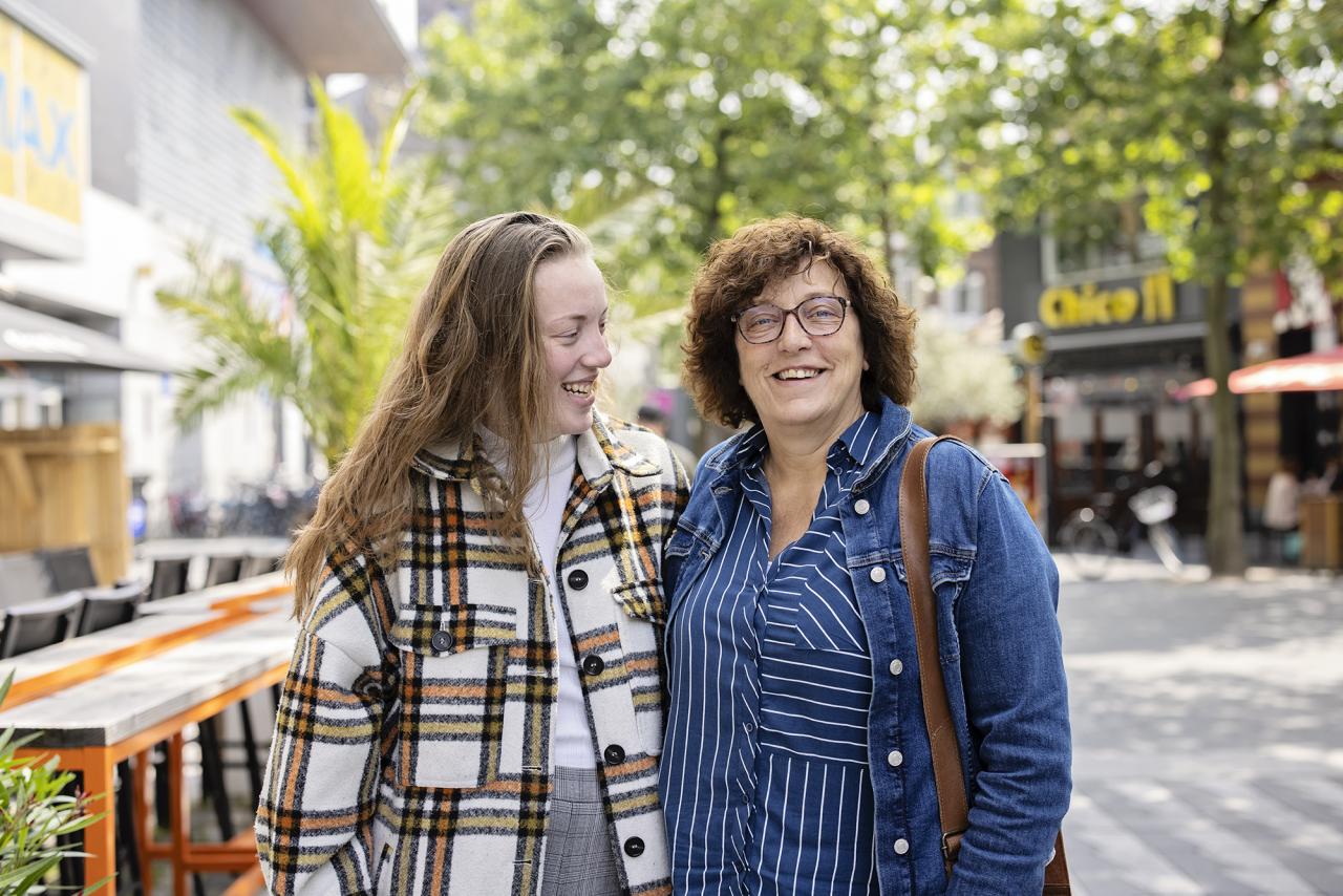 Mariette en Esmee Straatpraat