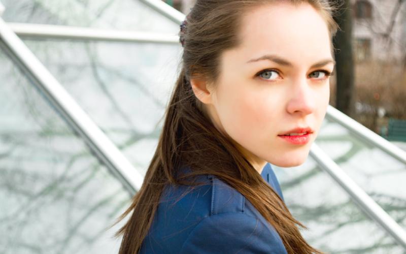 Foto van een jonge vrouw Foto van een jonge vrouw