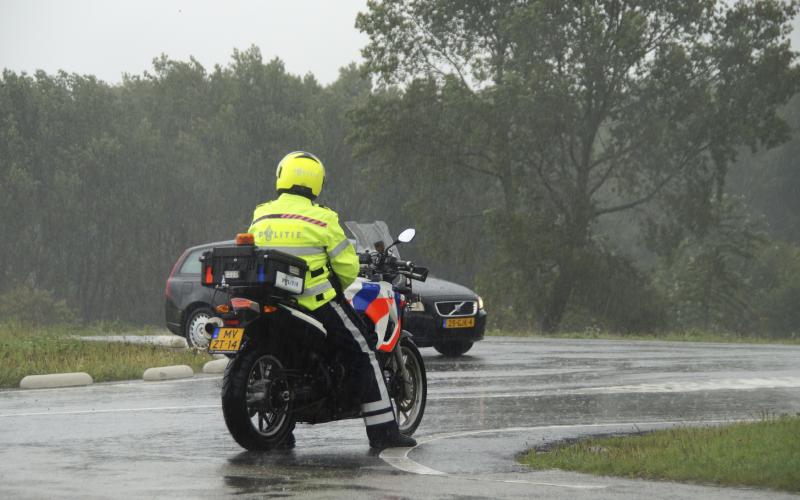 verkeerscontrole door motoragent verkeerscontrole door motoragent