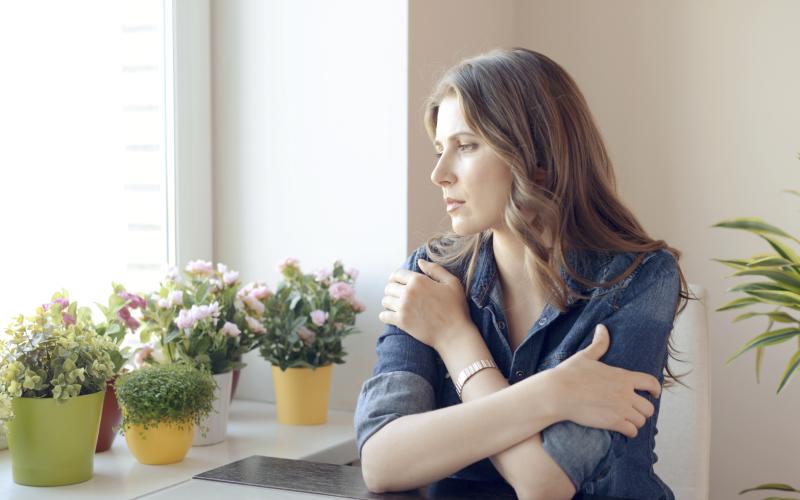 Foto van een jonge vrouw Foto van een jonge vrouw