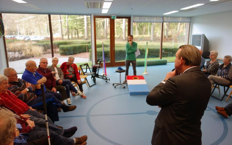 Foto van bezoek Veteranenombudsman aan Stichting de Basis Foto van bezoek Veteranenombudsman aan Stichting de Basis