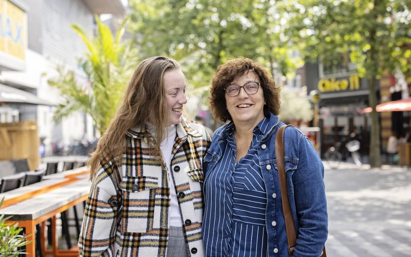 Mariette en Esmee Straatpraat Mariette en Esmee Straatpraat