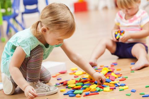 Kinderen bij kinderopvang