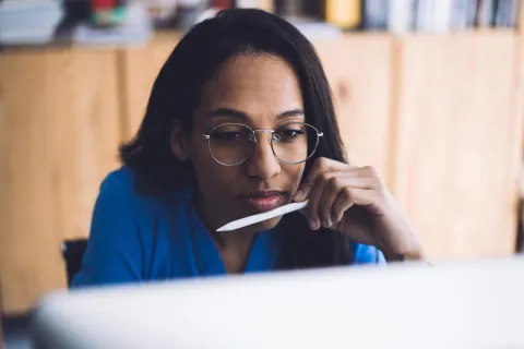 Artikel - Zorgvuldig omgaan met klaaggedrag