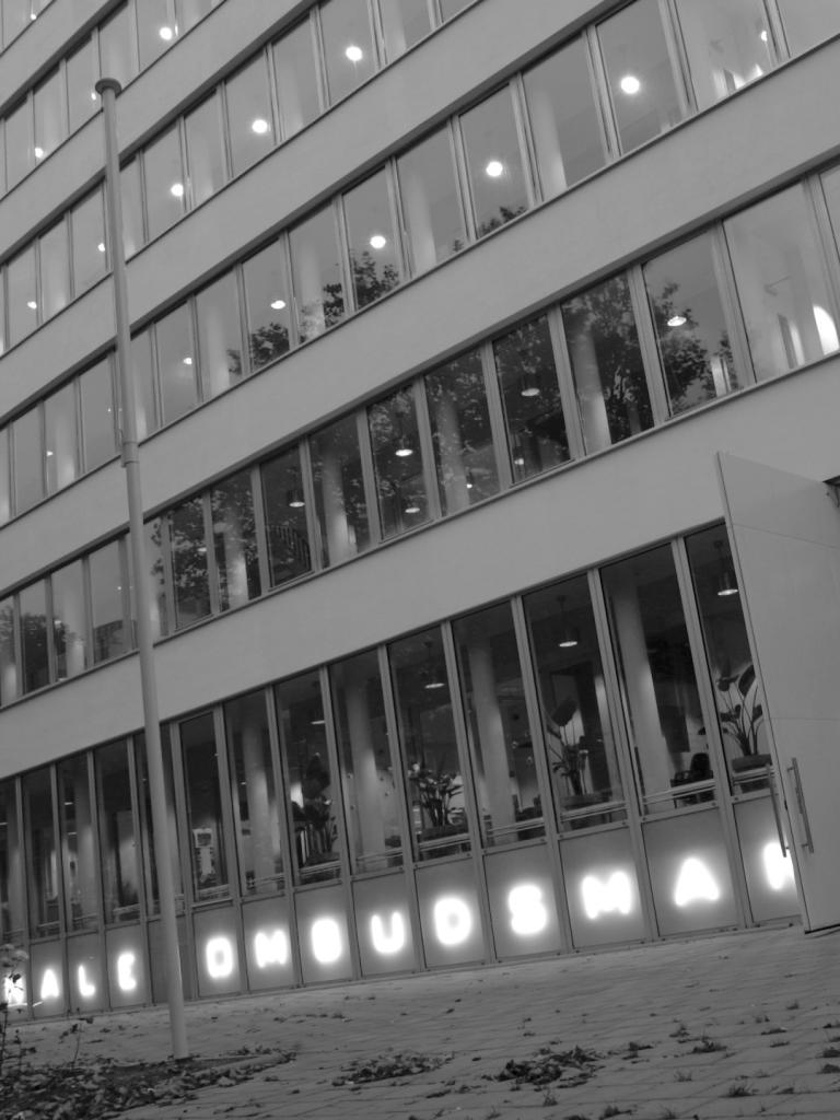 Foto van het gebouw van de Nationale ombudsman in Den Haag